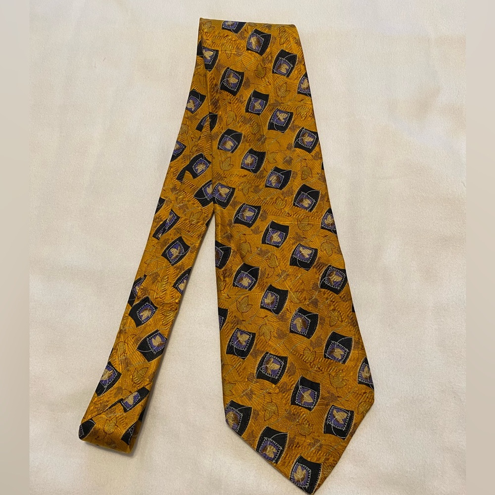 Robert Talbott Best of Class Oak Hall Hand Sewn Finest Silk Hand Painted Tie